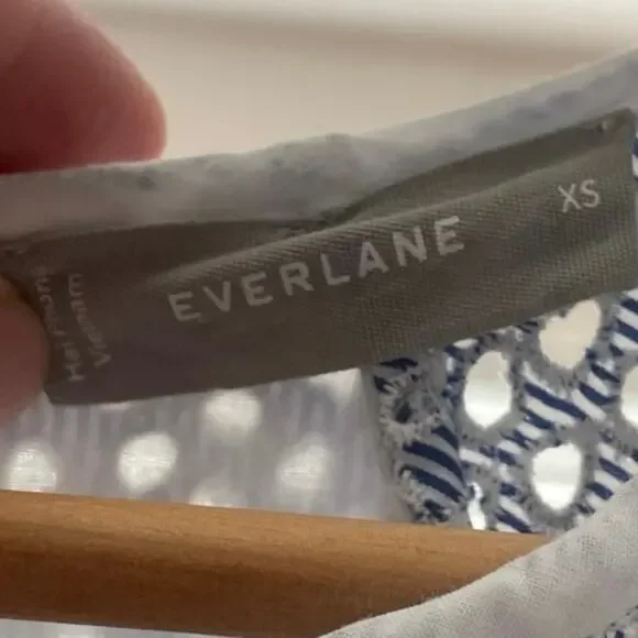 Everlane Tiered Blue White Eyelet Puff Sleeve Oversized Midi Dress Size XS - Picture 9 of 9